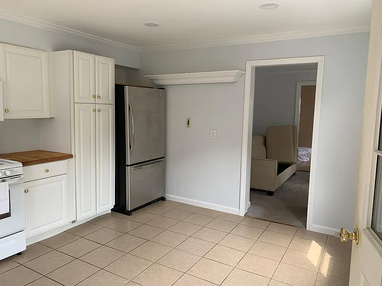 190 Hollow Tree Ridge Rd — Photo 2