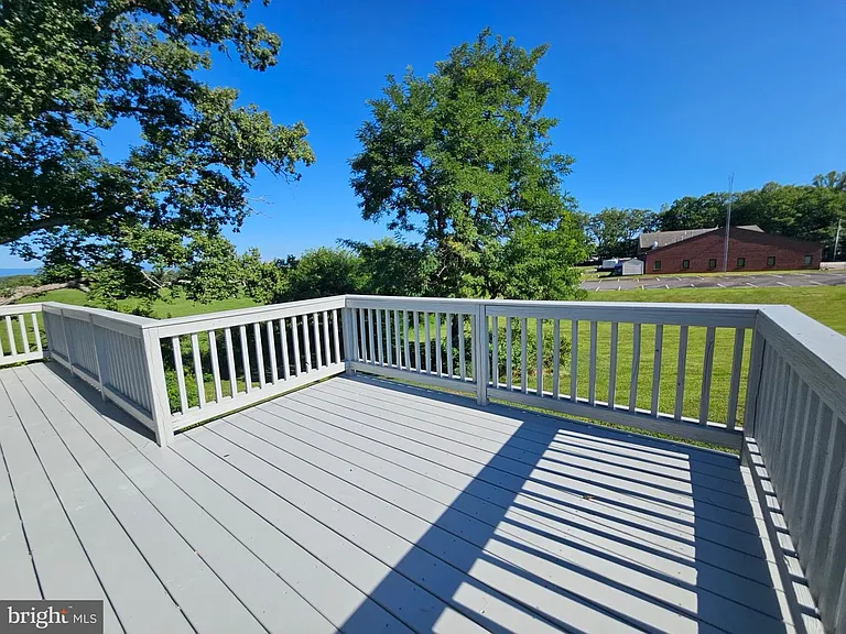 8099 James Monroe Hwy — Photo 15