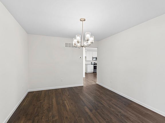 4th image of 1017 Kennedy Ln