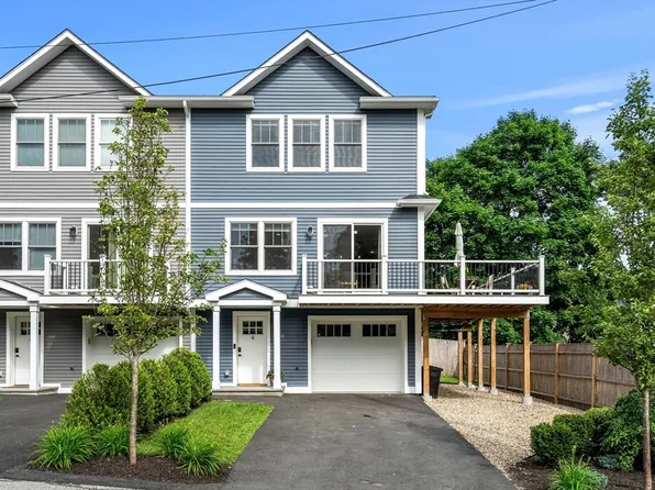 108 Bridge St #4, Beverly, MA 01915