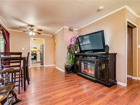 5th image of 6211 Mountain Shadows Dr