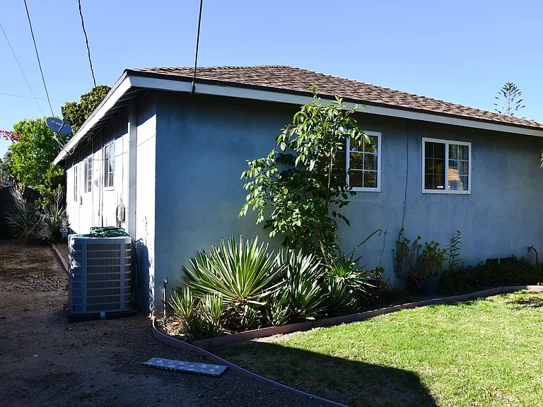 1210 E Oakmont Ave — Photo 54