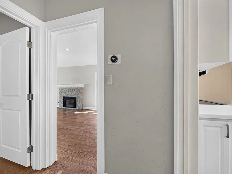 2907 Eccleston Ave — Photo 22