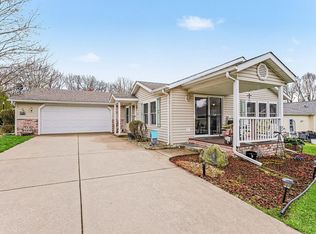 5320 Pine Arbor Rdg, Kalamazoo, MI 49004