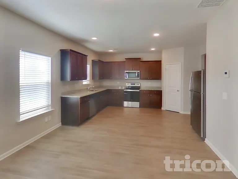 653 Gleaner Way — Photo 5
