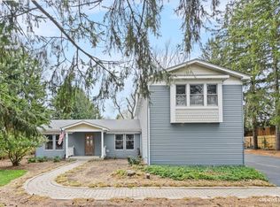 28W491 87th St, Naperville, IL 60564