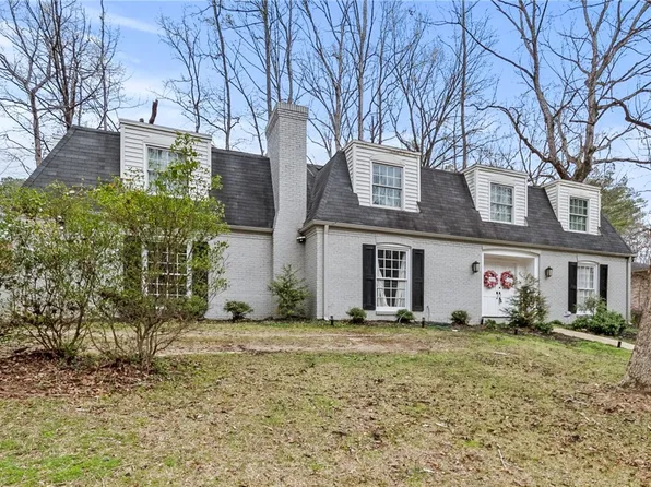 4410 Woodland Hills Dr, Tuscaloosa, AL 35405