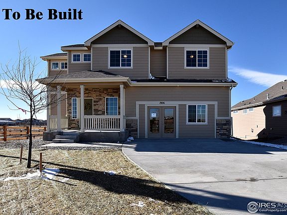 2nd image of 832 Finch Dr