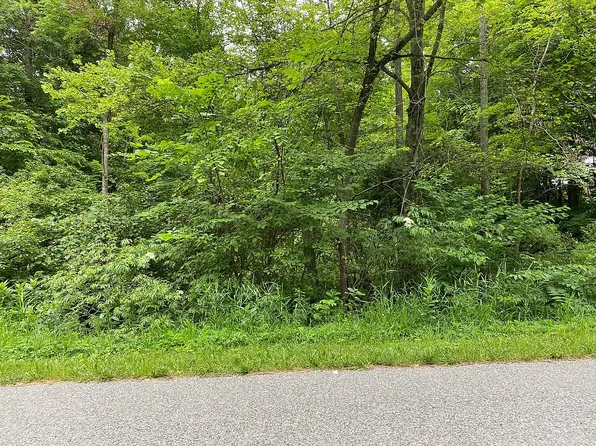 61372 8th Ave, South Haven, MI 49090