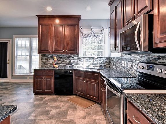3rd image of 4415 Wigeon Dr