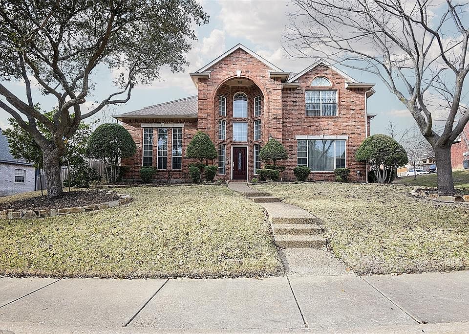 1st image of 1832 Bay Hill Dr