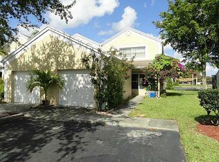 1381 NW 122nd Ter, Pembroke Pines, FL 33026