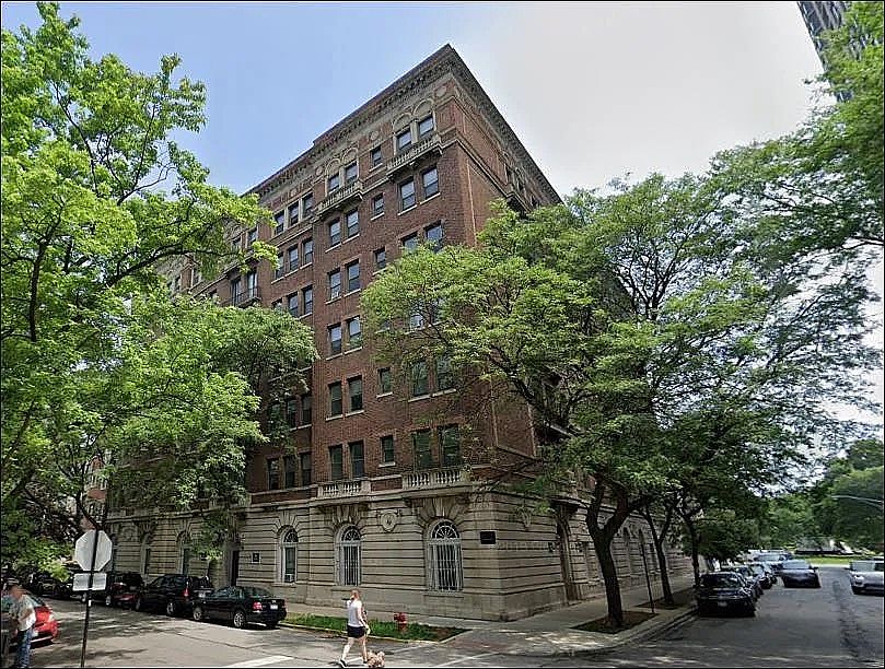 Lincoln Park living