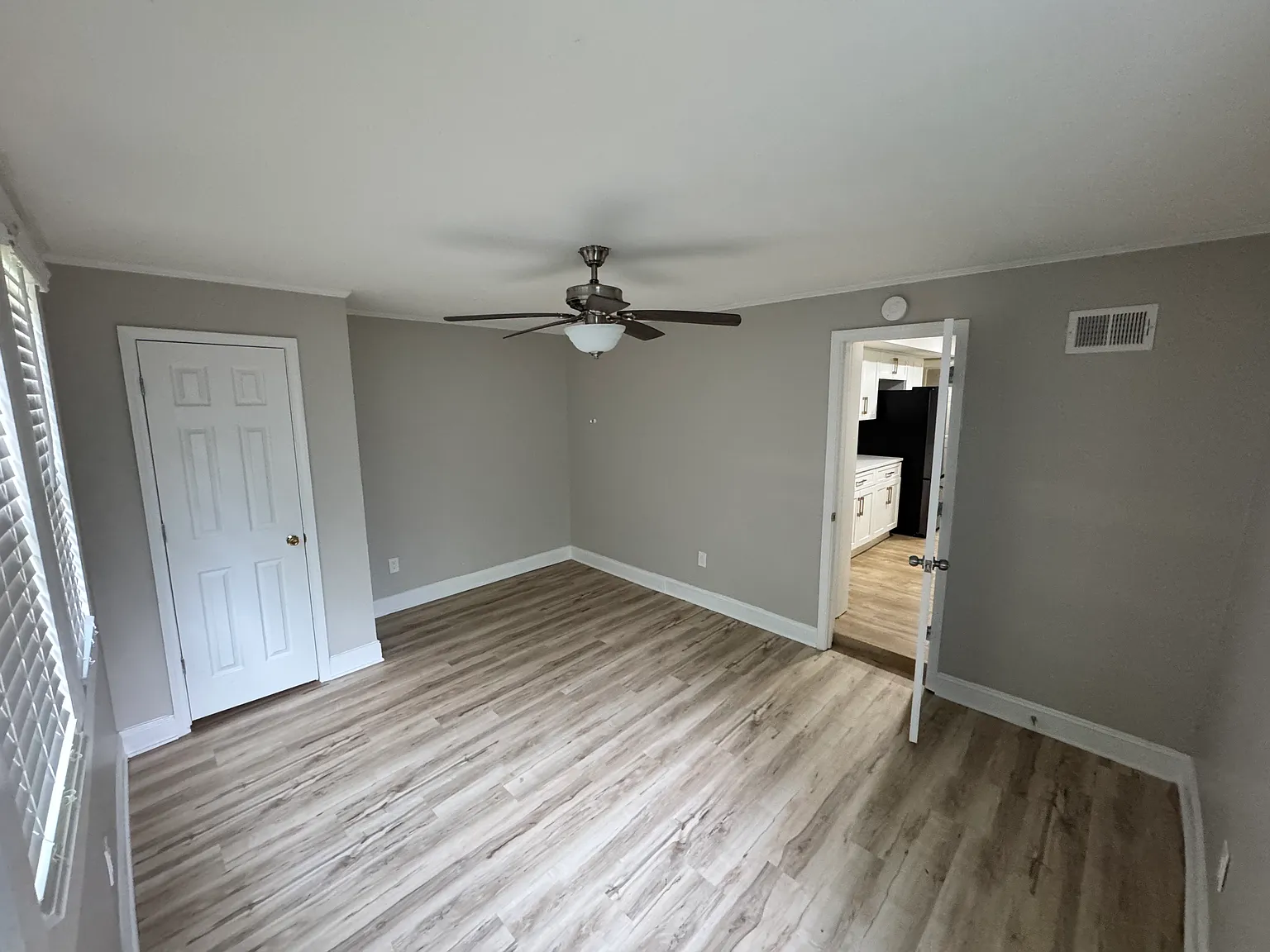 3 bed, 1408 sqft, $1,750 — Photo 4