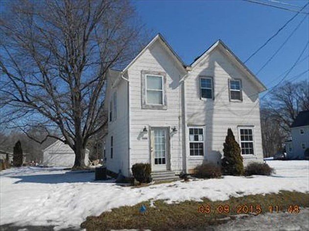 2nd image of 6583 Lake Ave