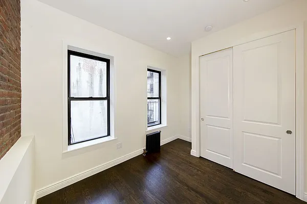 Rented by Icon Realty Management | media 2