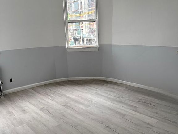5th image of 138 Mount Vernon Ave #3R