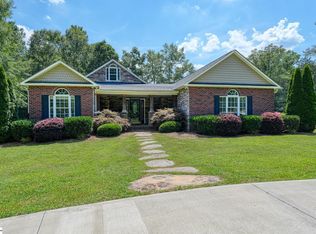171 Fernbrook Cir, Pacolet, SC 29372