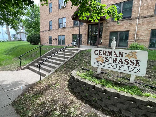 323 N German St #2B, New Ulm, MN 56073