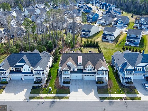 4th image of 19145 Cavendish Way