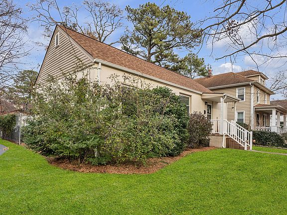 4th image of 1806 Bourbon Ave