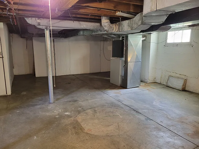 422 Iola Rd — Photo 33