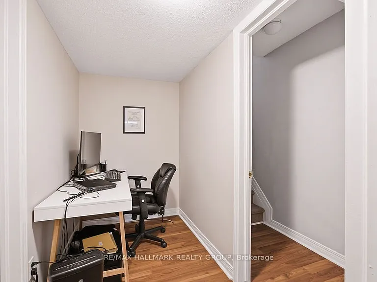 1542 Tonilee Dr — Photo 40
