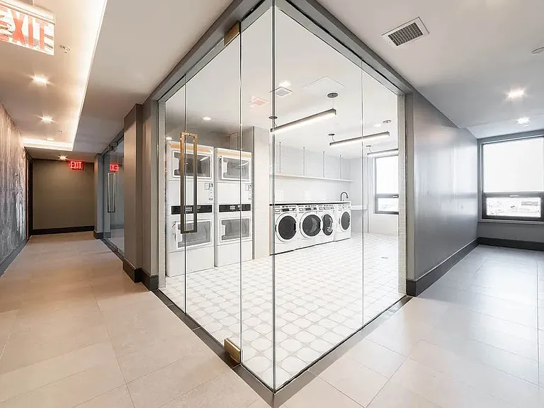 1801 Broadway #2D — Photo 10