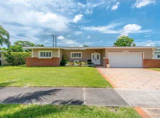 1941 NE 185th Ter, North Miami Beach, FL 33179