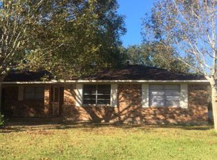 315 Balsam St, Lake Jackson, TX 77566