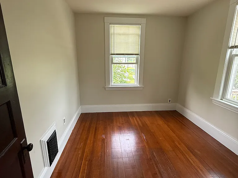 1730 Main St #2 — Photo 8