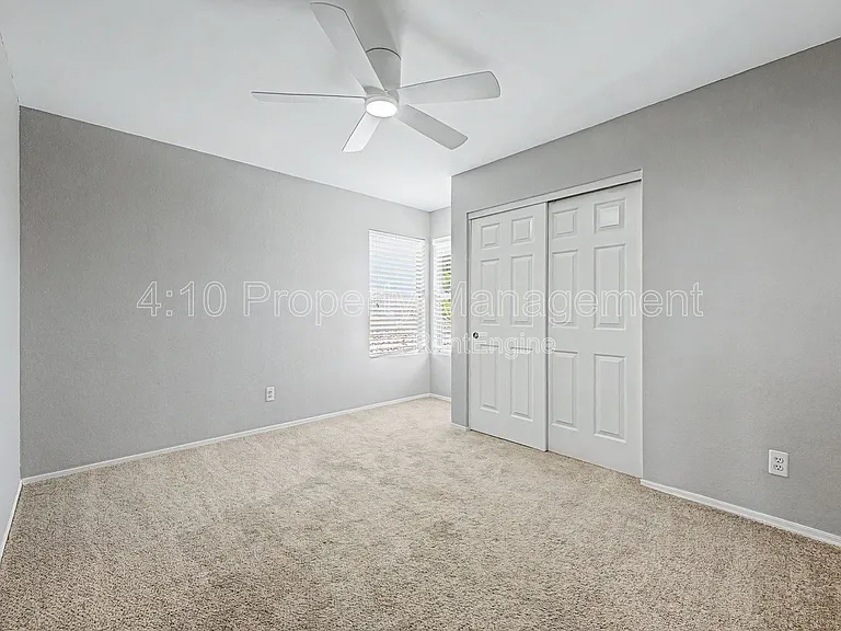3236 E Hiddenview Dr — Photo 25
