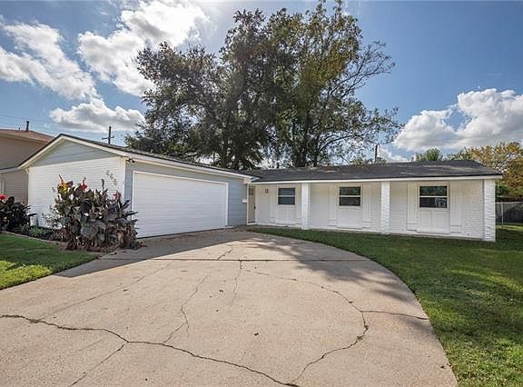 2nd image of 440 Belmont Dr