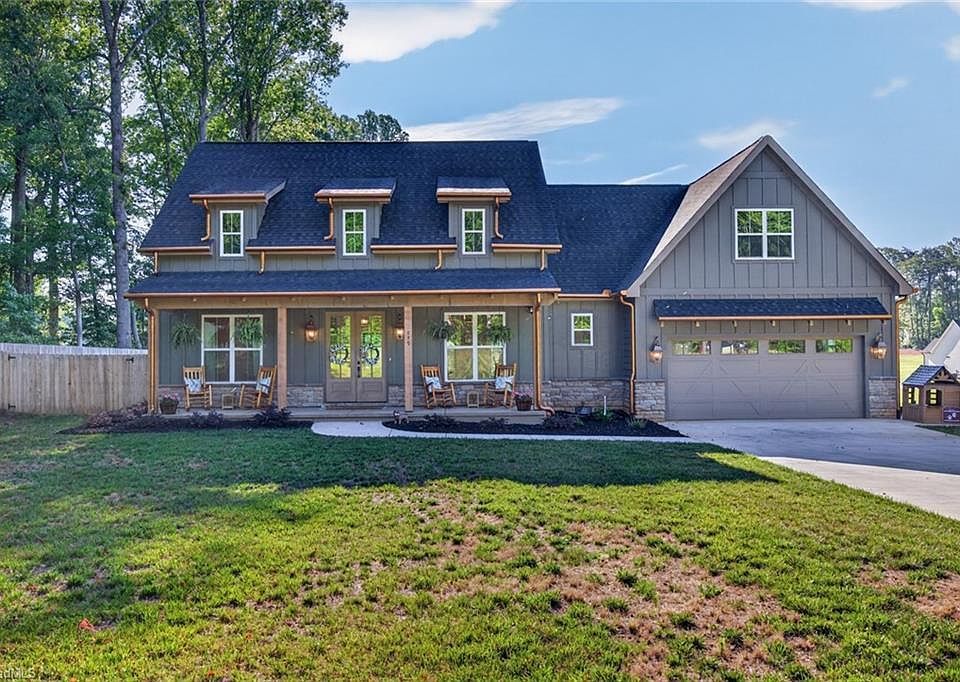 1st image of 775 Morris Rd