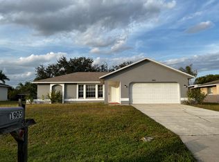 1905 SE 8th Ter, Cape Coral, FL 33990