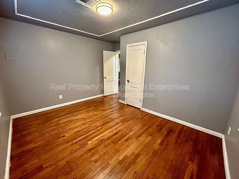 3044 NW 28th St — Photo 13