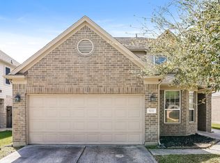 5222 Rio Dr, Baytown, TX 77521