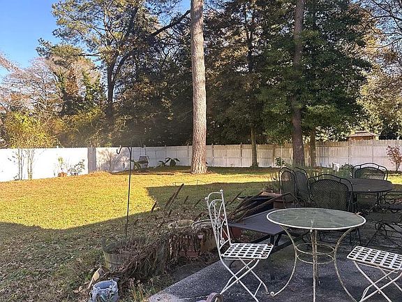 5th image of 9593 N Shore Dr