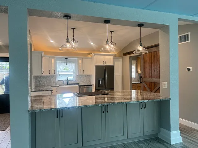 1501 W Perdiz St — Photo 9