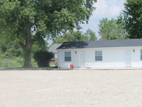 1395 Sweitzer St APT 04