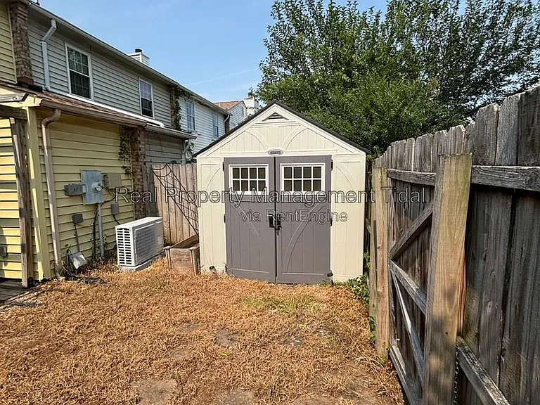 639 Biltmore Dr — Photo 37