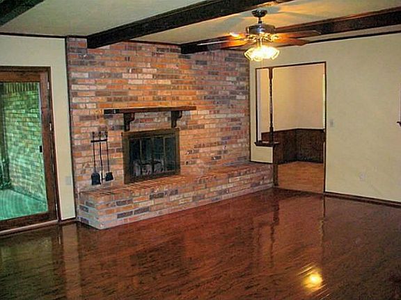 5th image of 1904 Northcrest Dr