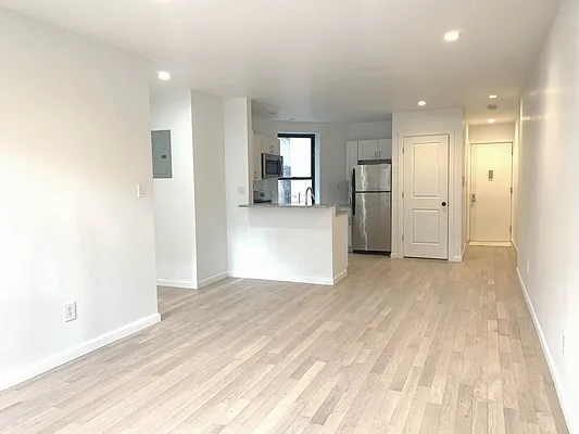 Rented by REAL New York | media 20