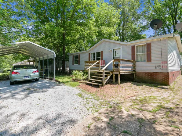 222 Stadium St, Trenton, TN 38382