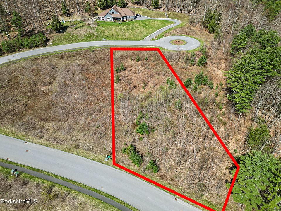 1st image of 24 Old Farm Ln