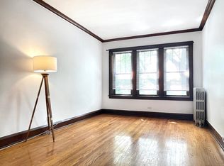 3315 N Wolcott Ave #2, Chicago, IL 60657