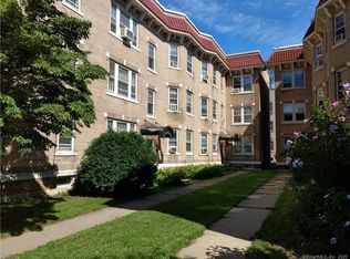 704 Farmington Ave APT B3, West Hartford, CT 06119