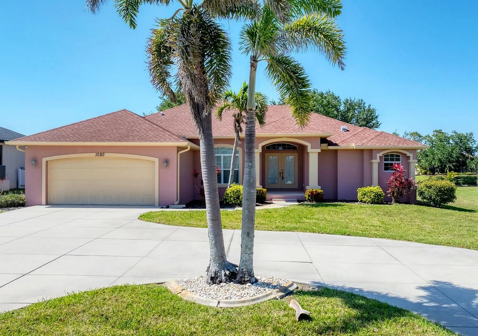 Rent Annually For $3000/Mo Or Seasonally For $7000/Mo — Photo 1
