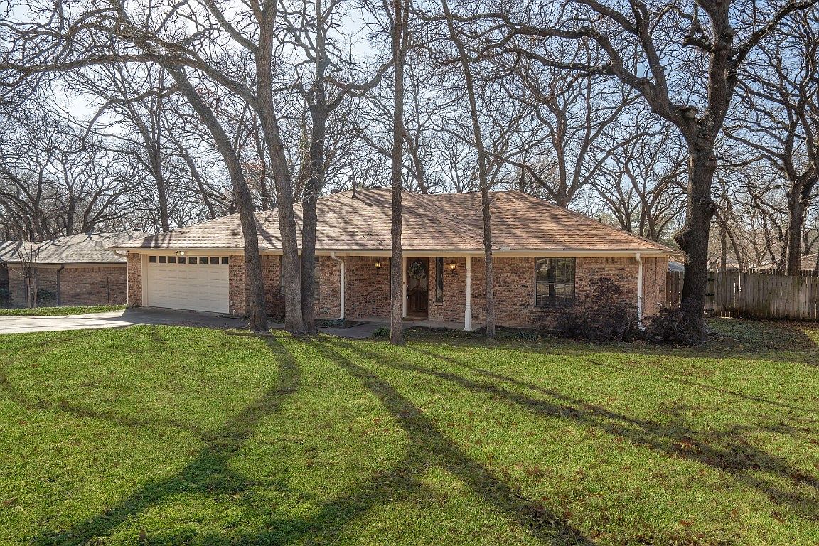 2811 Southridge Dr, Grapevine, TX 76051 Zillow