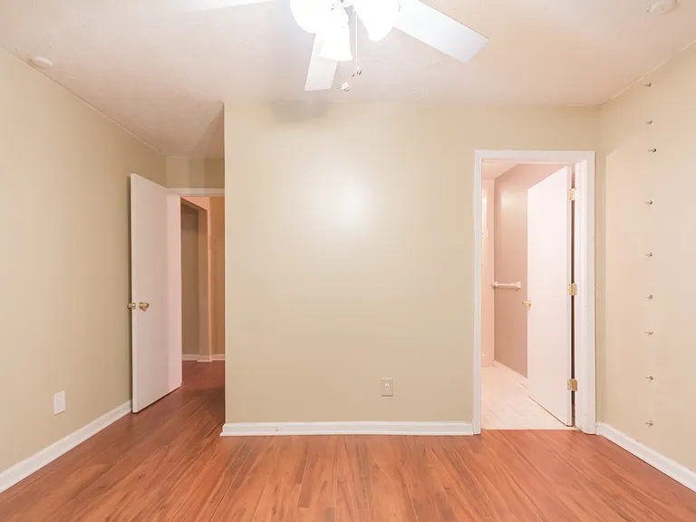3212 Stratford Green Ct — Photo 17